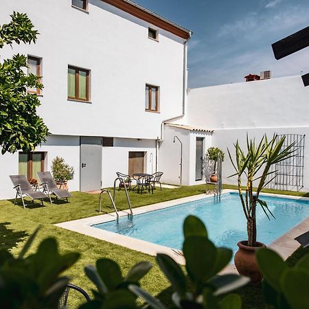 Hostal Aznaitin Baeza Eksteriør bilde